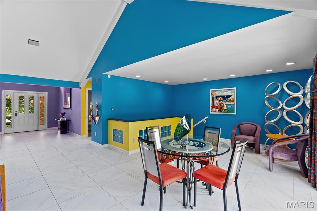 Village On Conway Two The - Residential