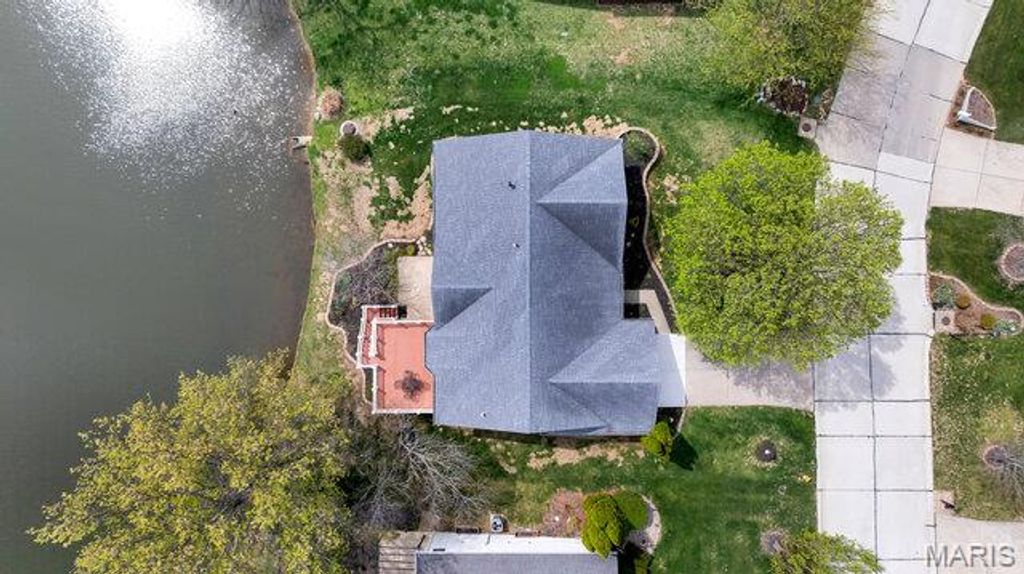 Photo of 3193 Moss Pointe Drive, St Charles, MO 63303 (MLS # 26020460)