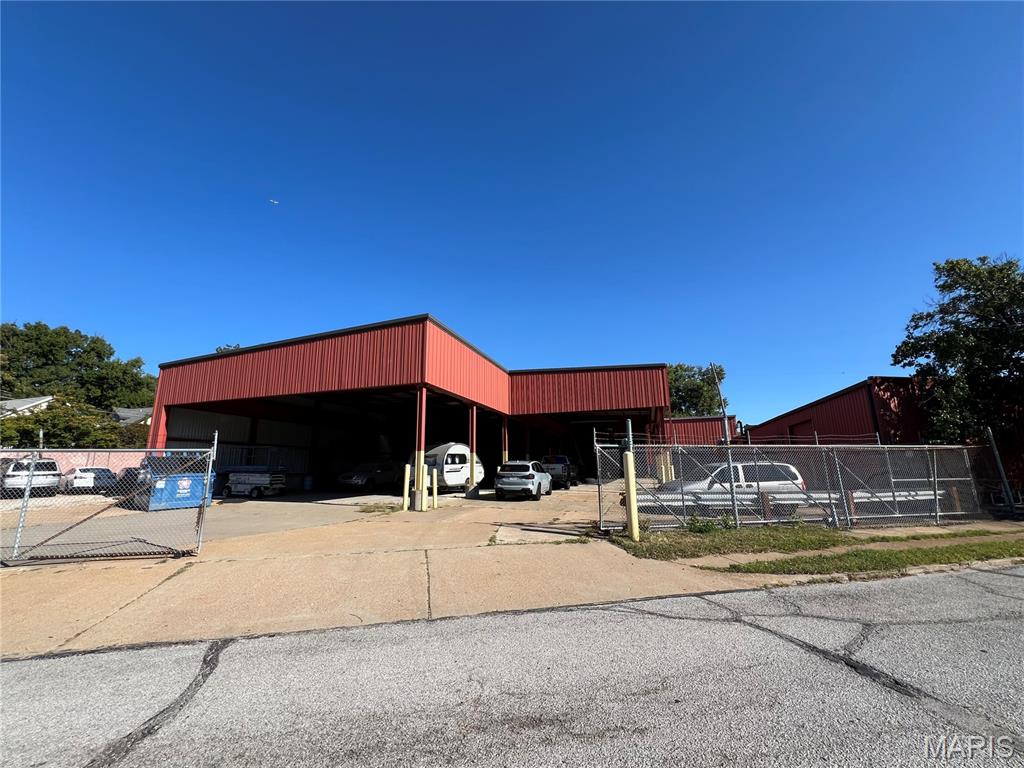 3235 Sutton Boulevard