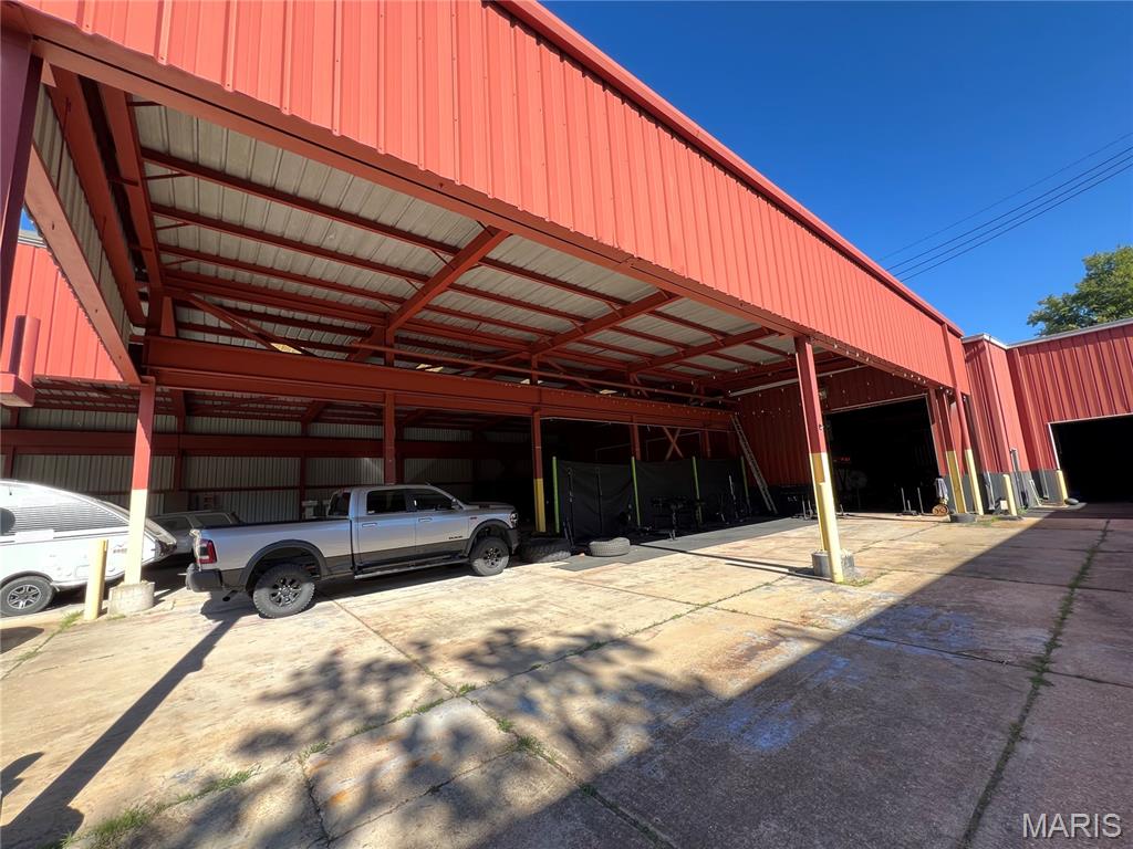 Shields Sub Of Lt 9-Sutton Tr - Commercial Sale