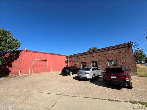 3235 Sutton Boulevard Maplewood MO 63143