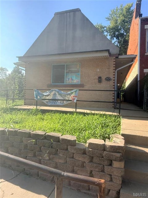 Photo of 1429 Farrar Street, St Louis, MO 63107 (MLS # 26060178)