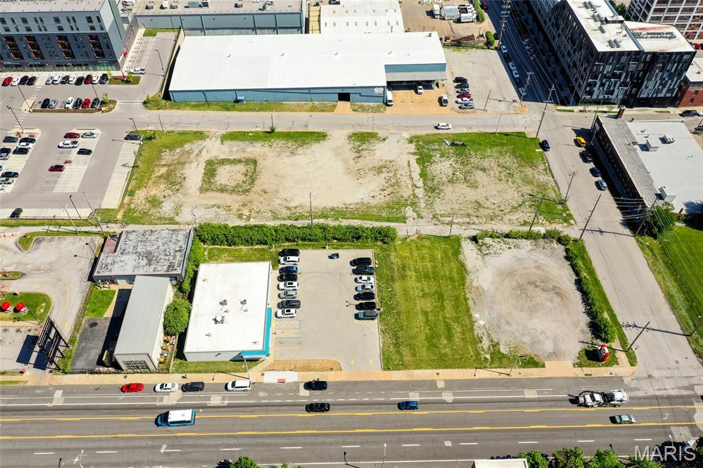 Market Street & Choutcau Ave - Commercial Sale
