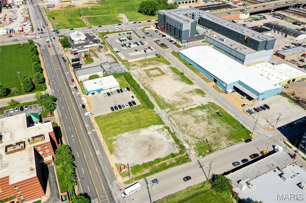 Market Street & Choutcau Ave - Commercial Sale