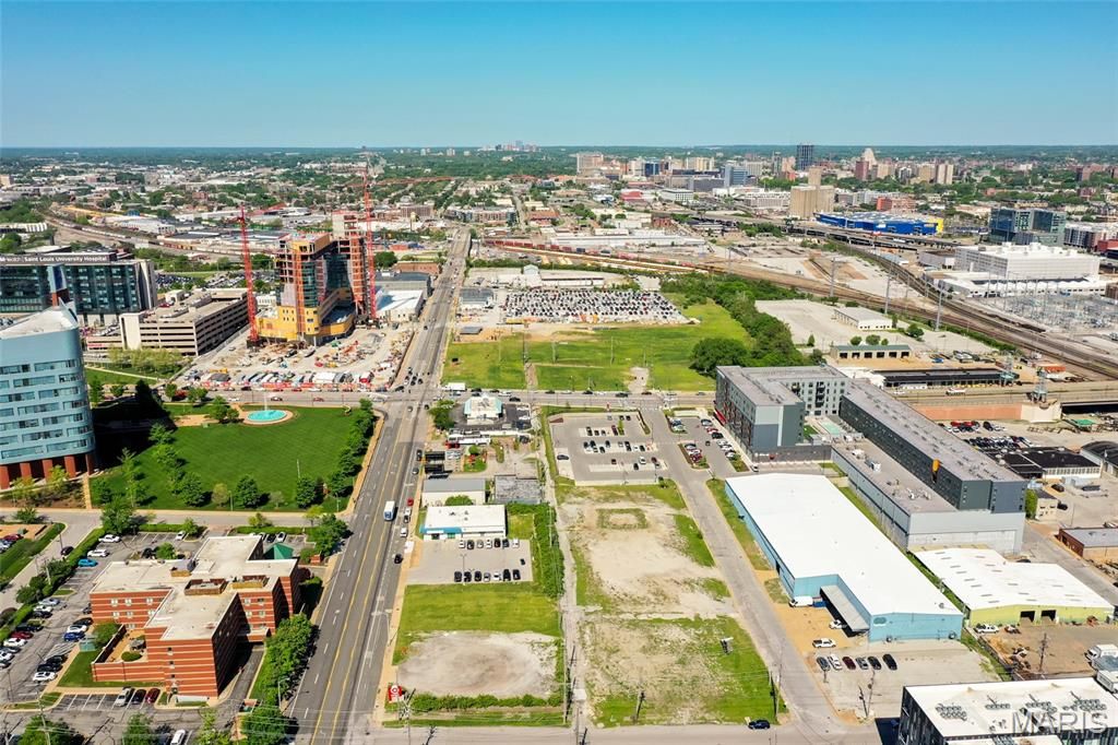 Photo of 3501 Chouteau Avenue, St Louis, MO 63103 (MLS # 26025175)