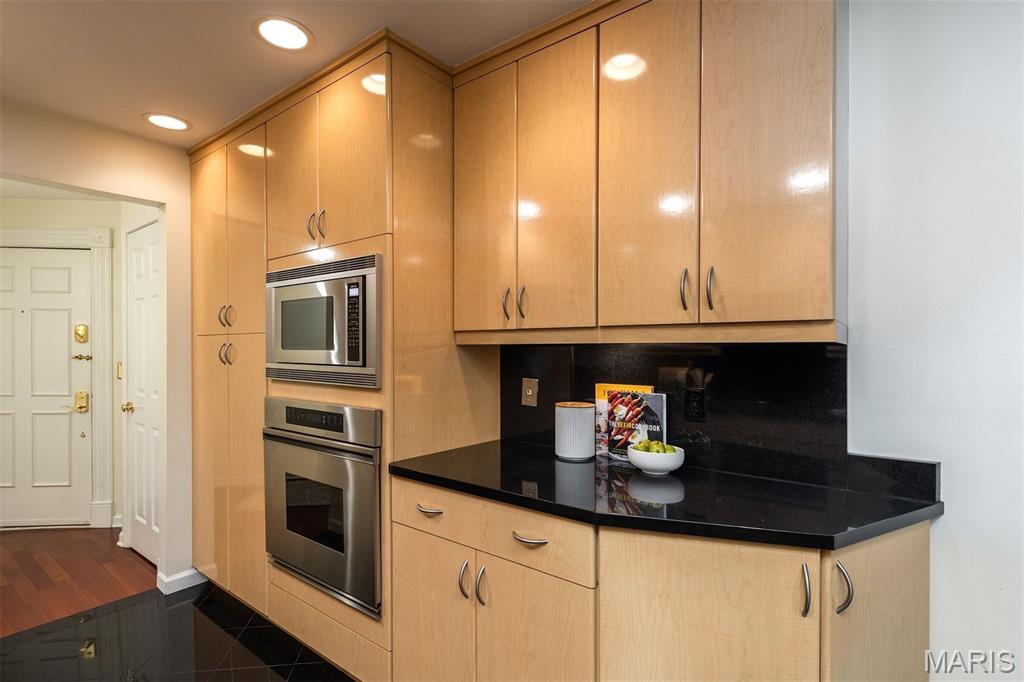 Wexford Condos Ph 02 - Residential