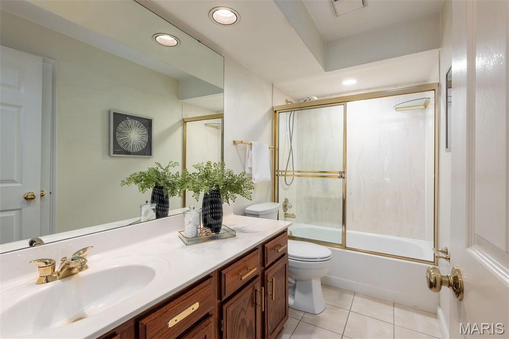 Wexford Condos Ph 02 - Residential