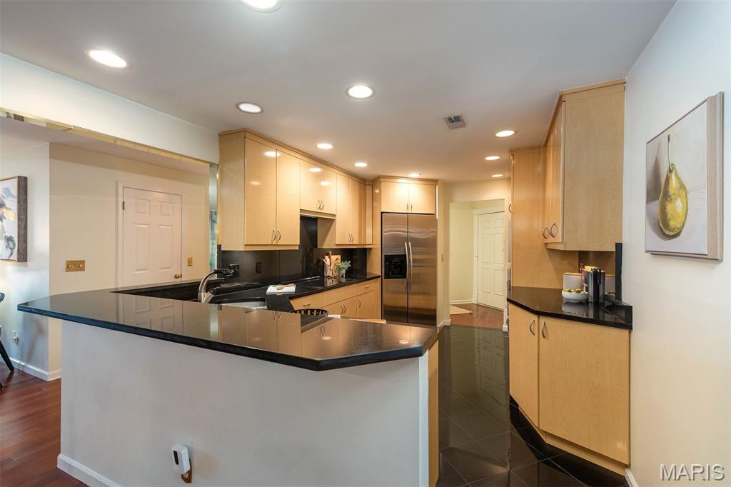 Wexford Condos Ph 02 - Residential