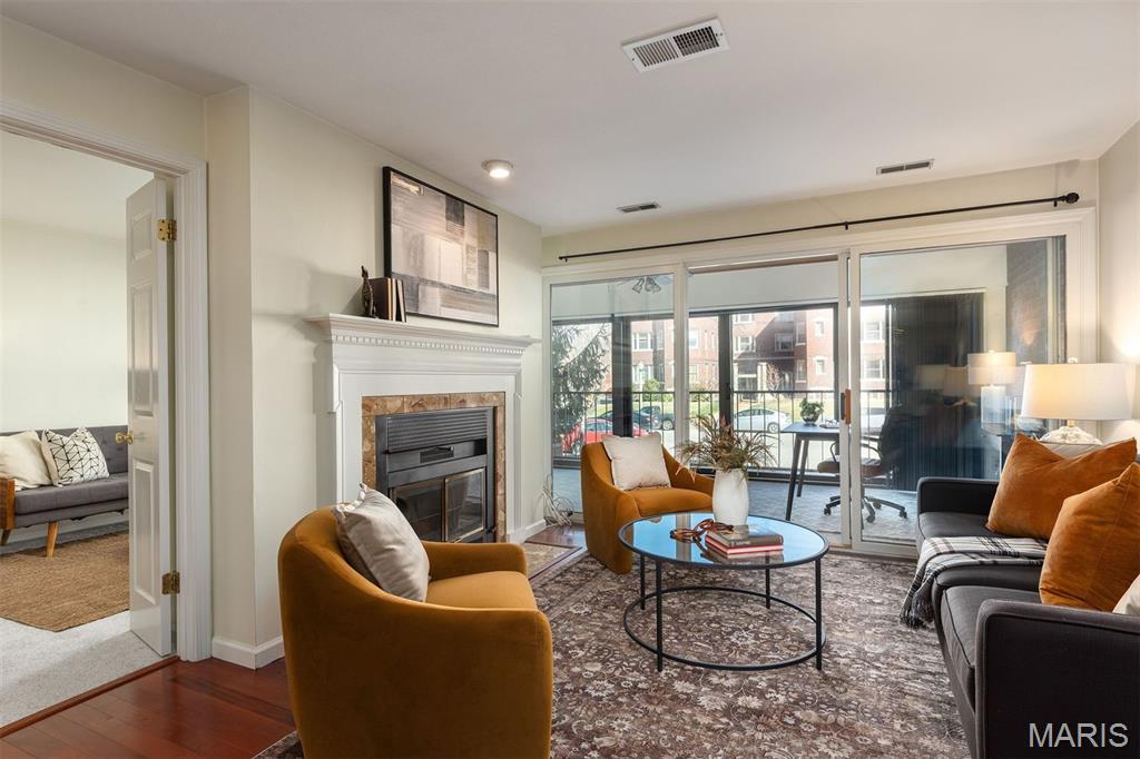 Wexford Condos Ph 02 - Residential