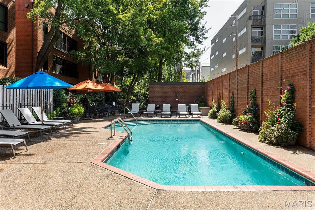 Wexford Condos Ph 02 - Residential