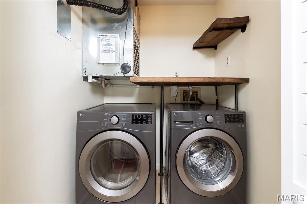 Wexford Condos Ph 02 - Residential