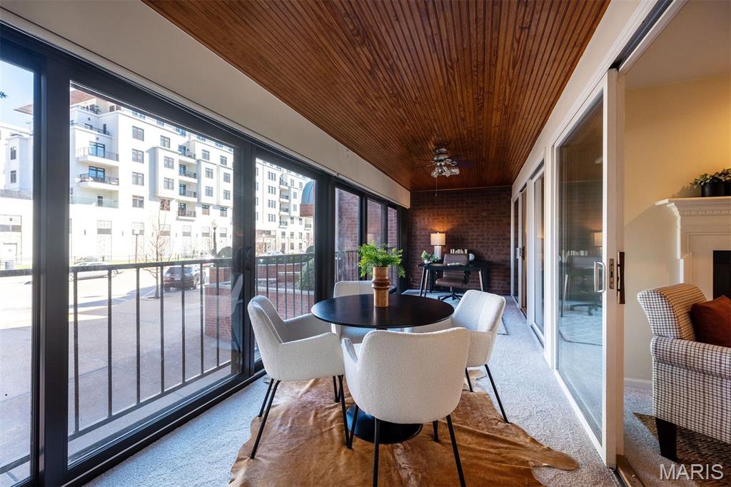 Wexford Condos Ph 02 - Residential