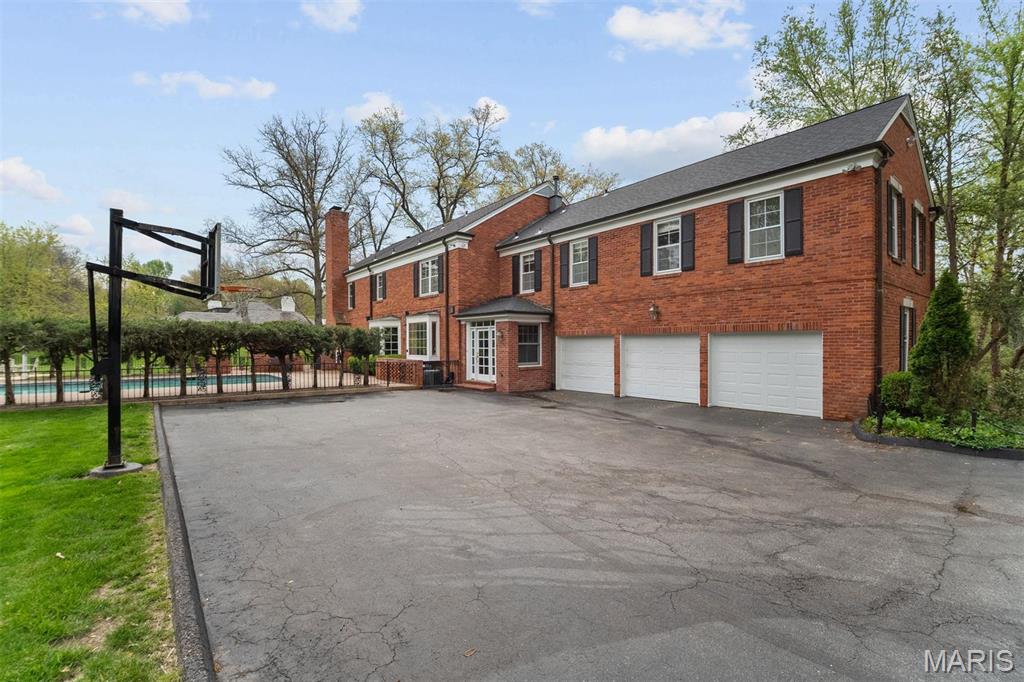 Von Schrader Estate Partition - Residential