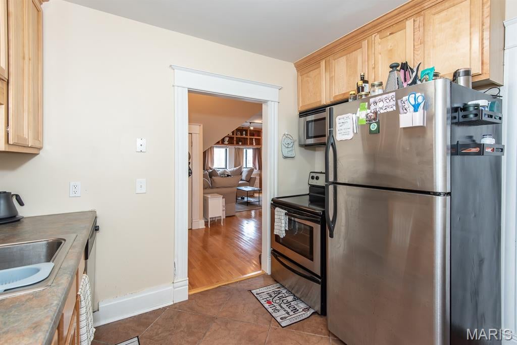 Roch Condo - Residential