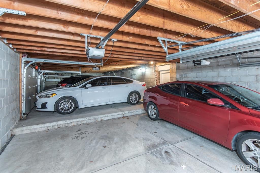 Roch Condo - Residential