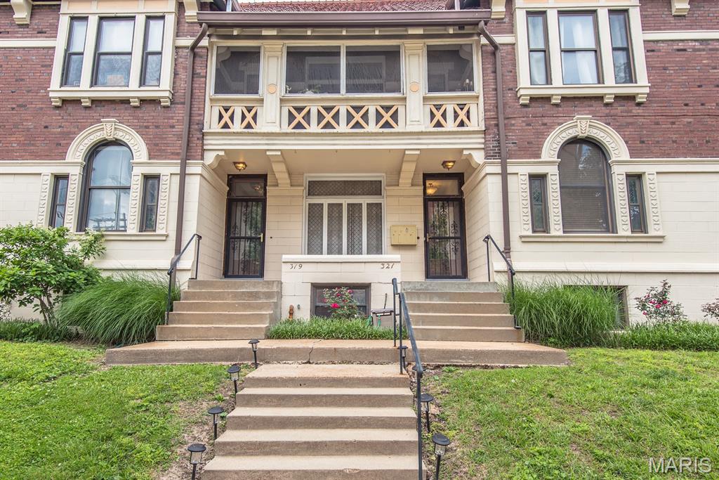 Roch Condo - Residential