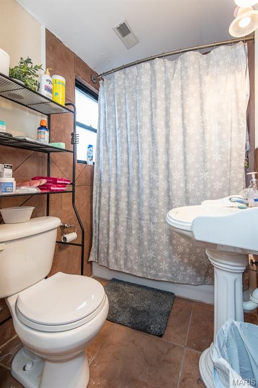 Roch Condo - Residential