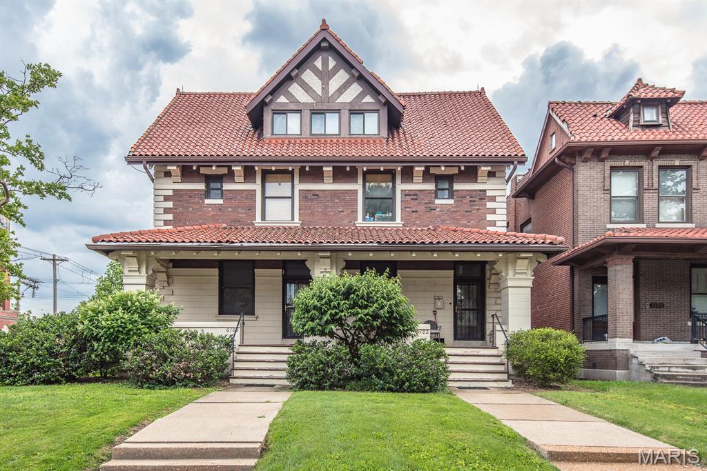 Roch Condo - Residential