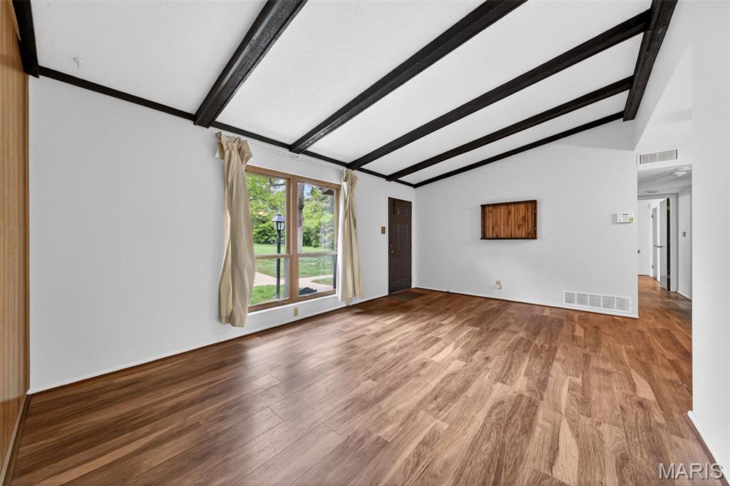 Sugartree 7 - Residential
