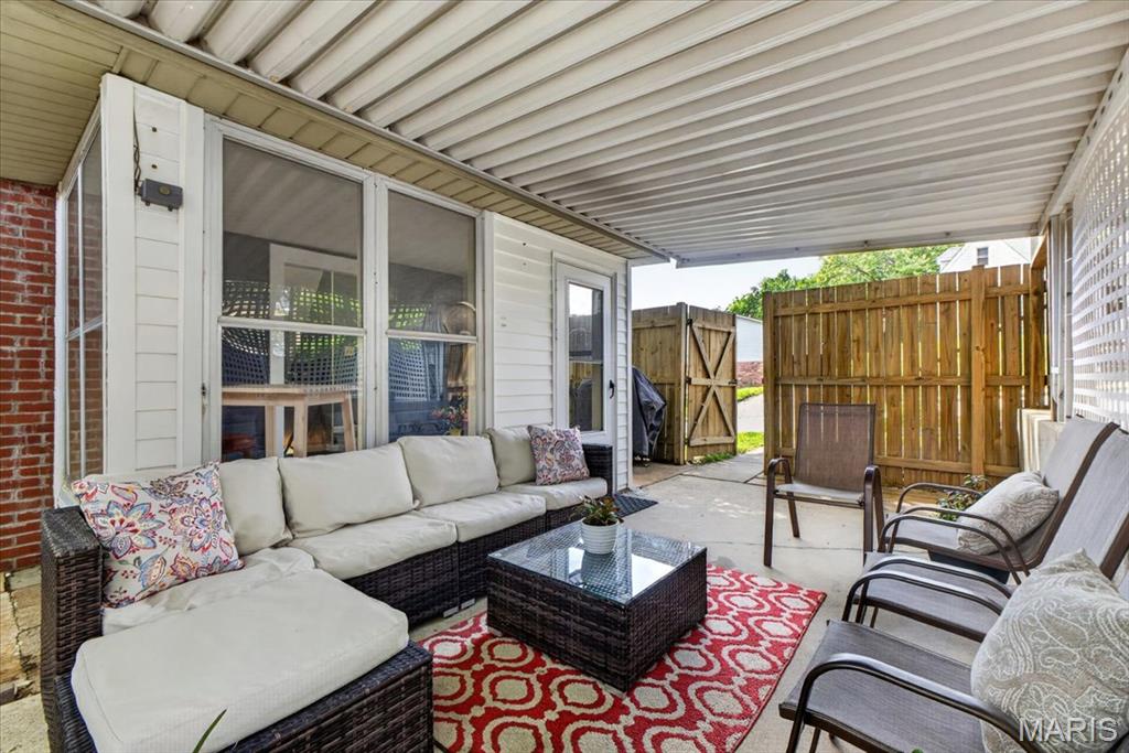 City/St Charles - Residential