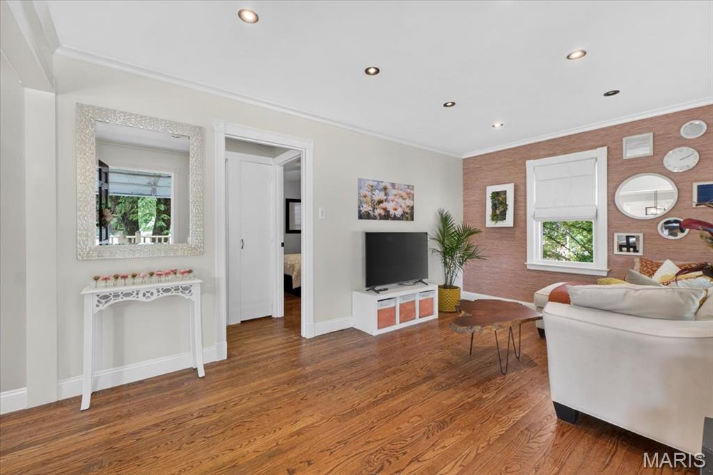 City/St Charles - Residential