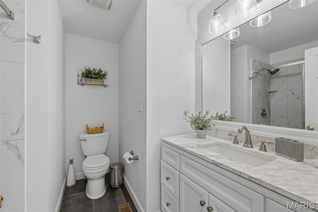 Thunder Mountain One - Residential