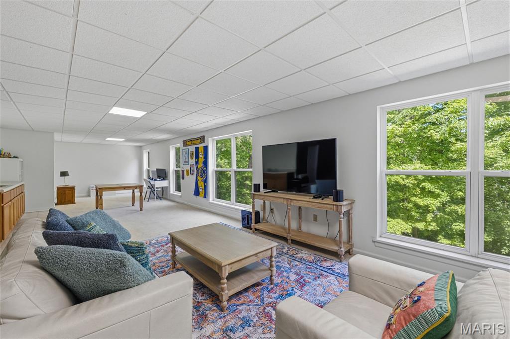 Thunder Mountain One - Residential