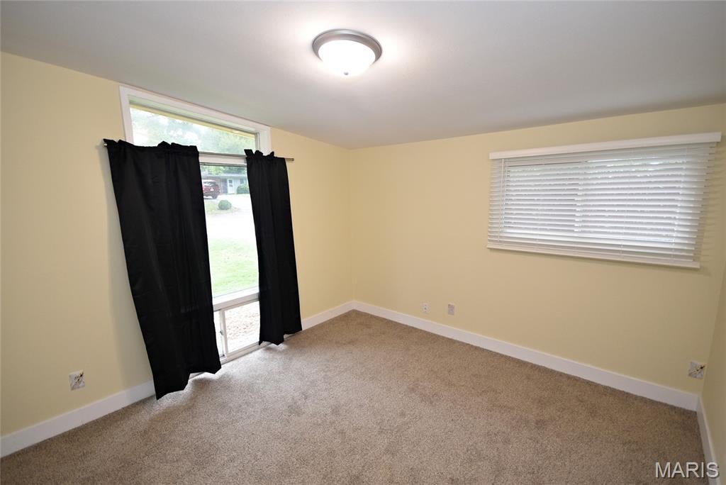 770 Bobbins Lane