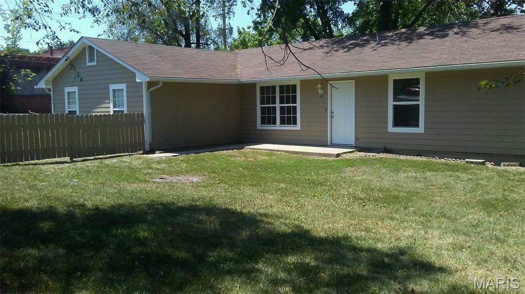 Photo of 391 W Wood Street, Troy, MO 63379 (MLS # 26032268)