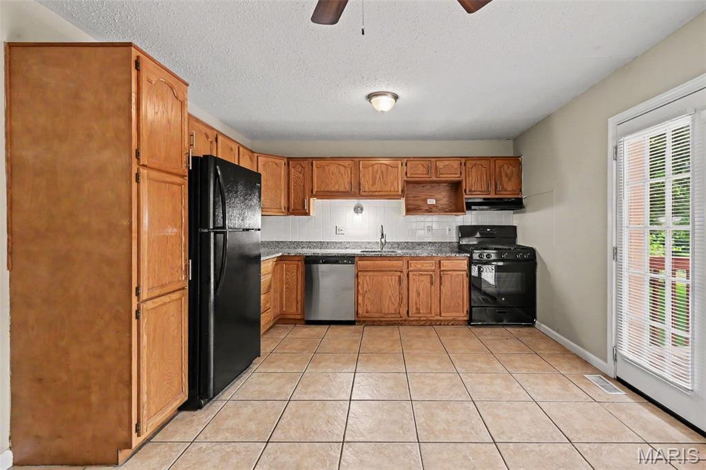 2322 Battlefield Drive