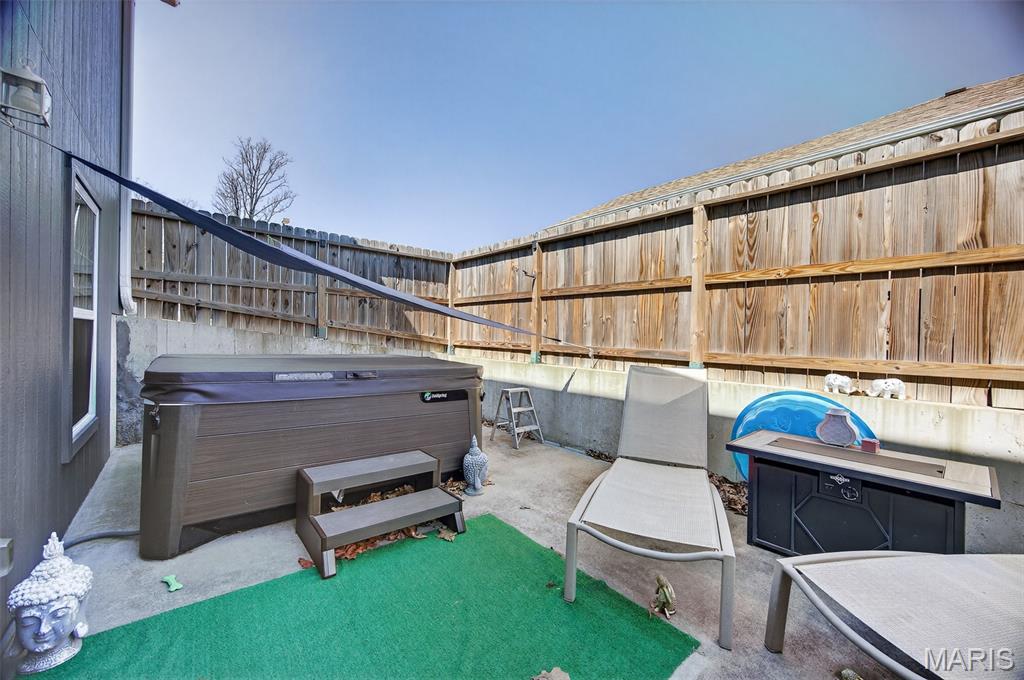 FLATWOOD ESTATES - Residential