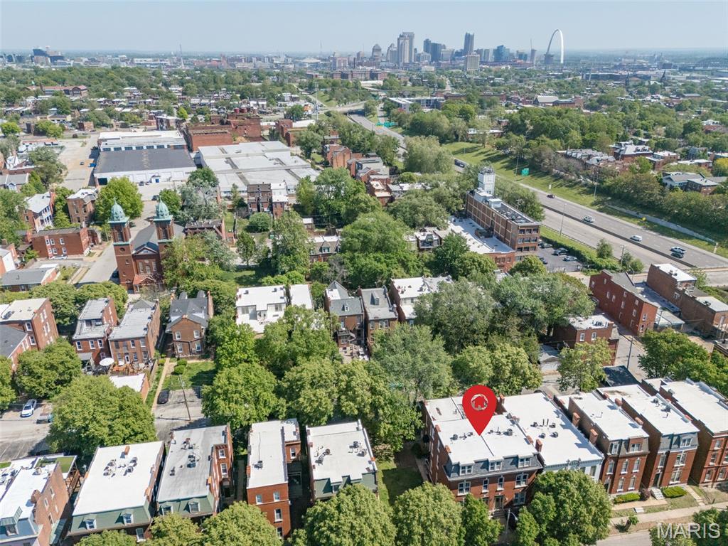Senate Condos - Residential