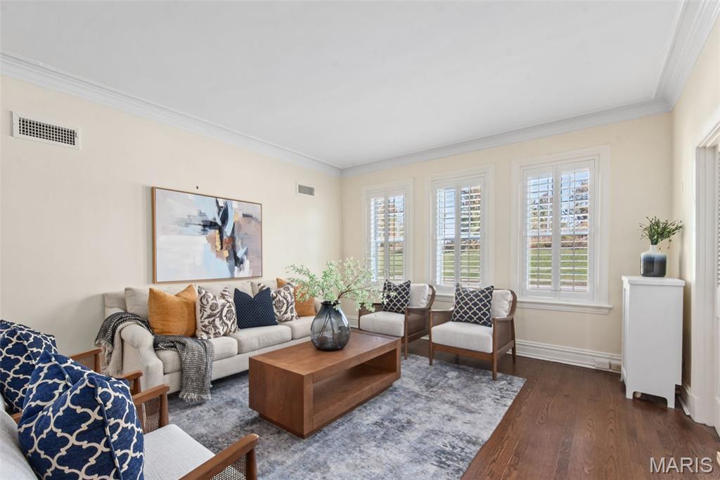 625 S Skinker Drive 103