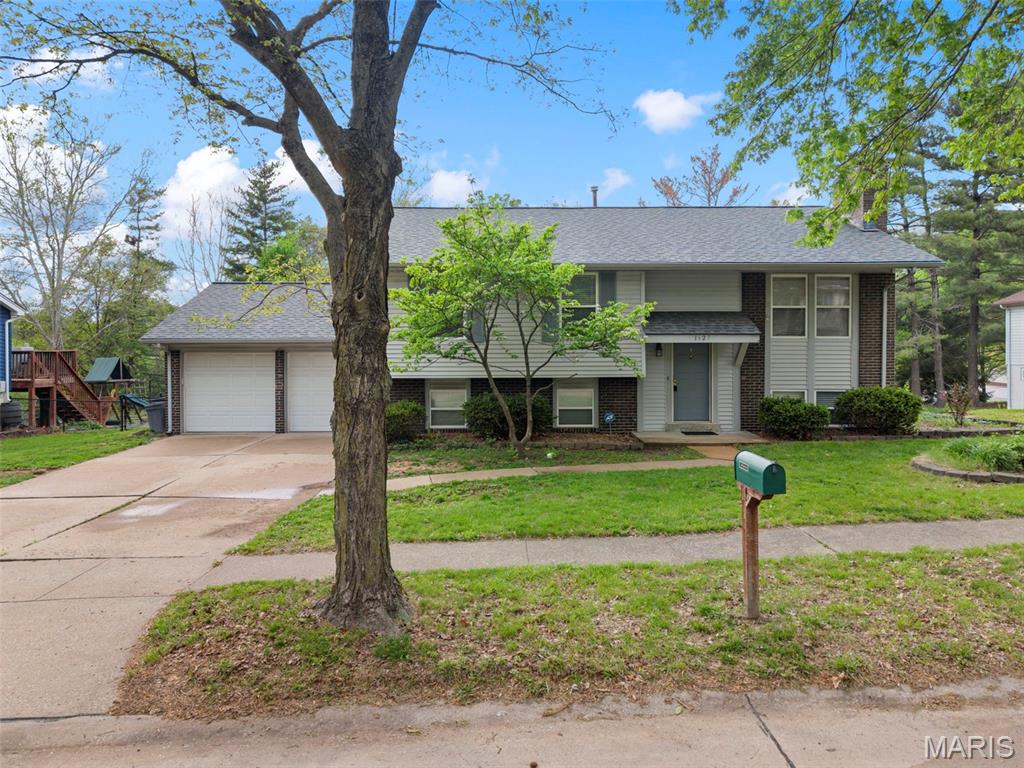 Meadow Pkwy - Residential
