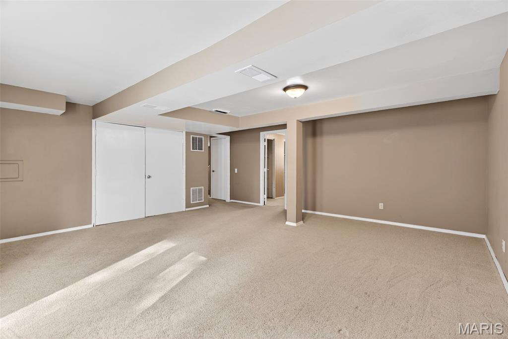 Meadow Pkwy - Residential