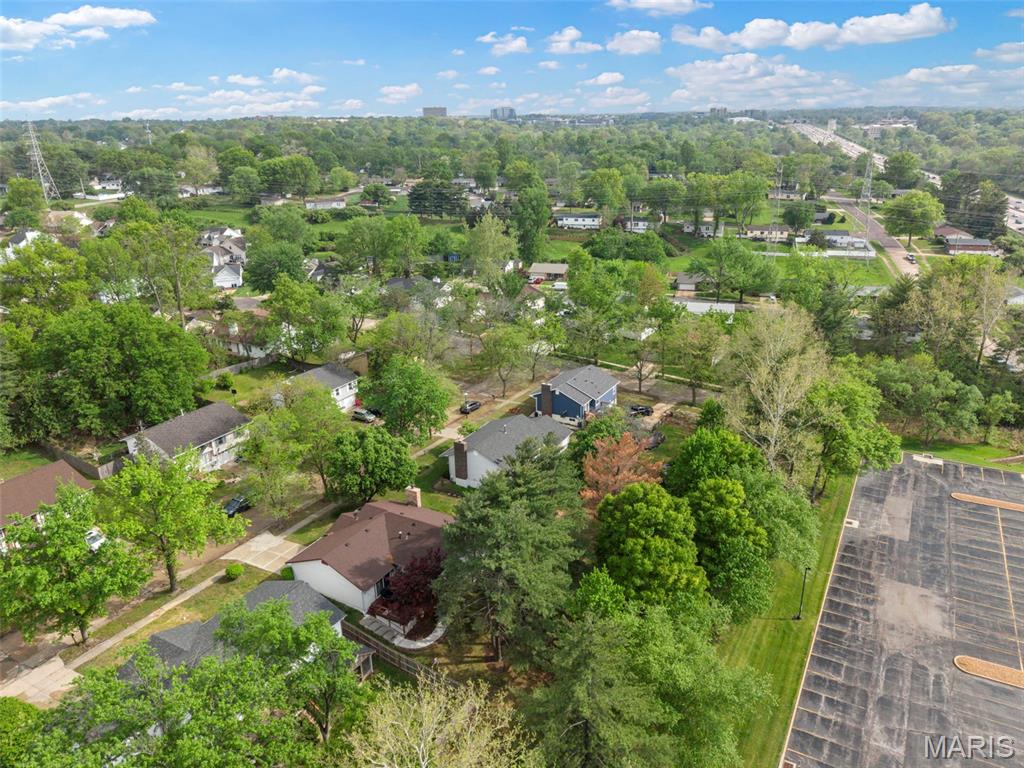 Meadow Pkwy - Residential