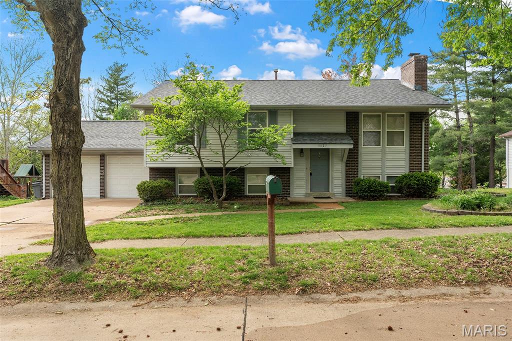 Meadow Pkwy - Residential