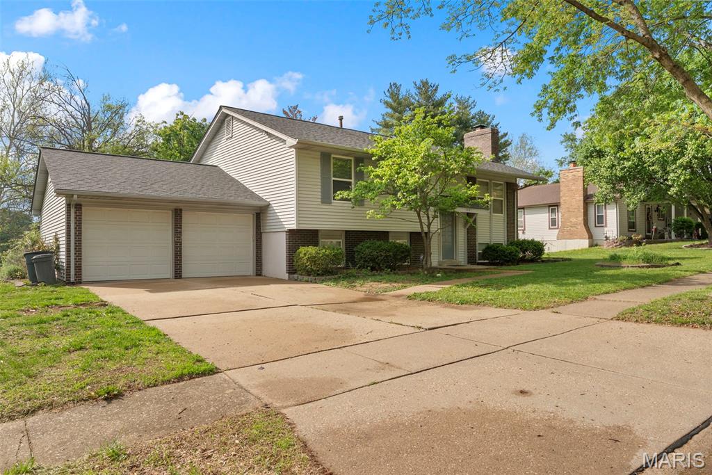 Meadow Pkwy - Residential