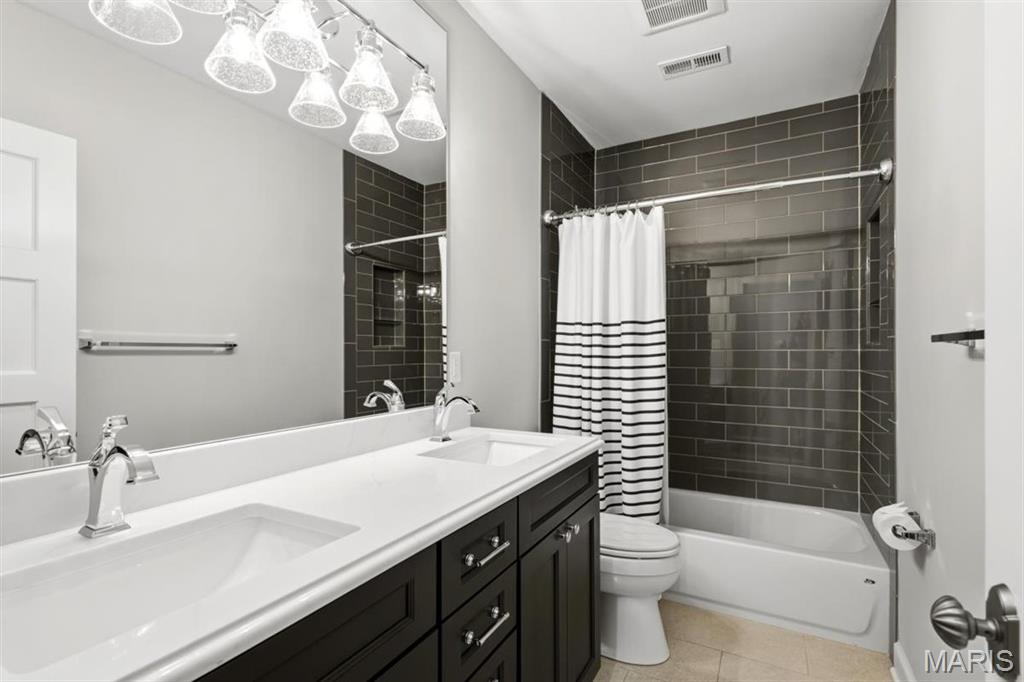 Lake Forest - Residential