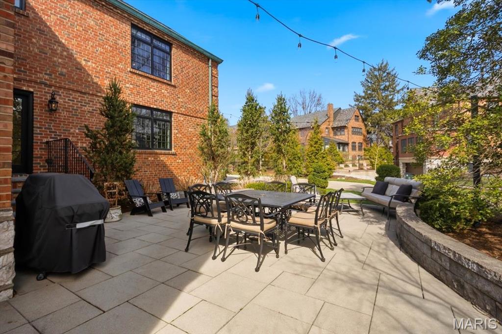 Lake Forest - Residential