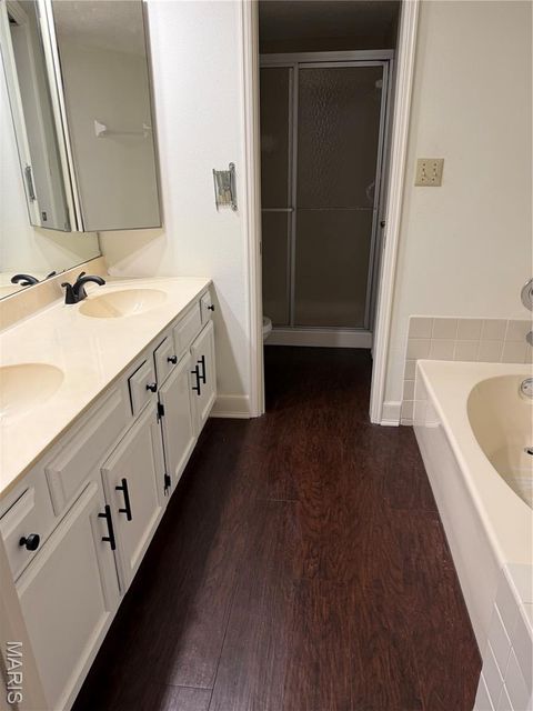 Tiny photo for 698 Trailcrest Court #5, Kirkwood, MO 63122 (MLS # 25078629)