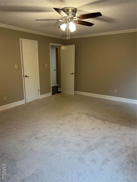 Tiny photo for 698 Trailcrest Court #5, Kirkwood, MO 63122 (MLS # 25078629)