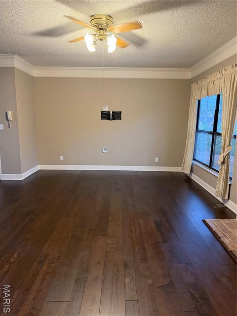 Tiny photo for 698 Trailcrest Court #5, Kirkwood, MO 63122 (MLS # 25078629)