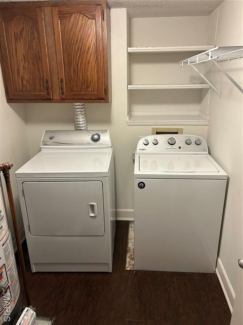 Tiny photo for 698 Trailcrest Court #5, Kirkwood, MO 63122 (MLS # 25078629)