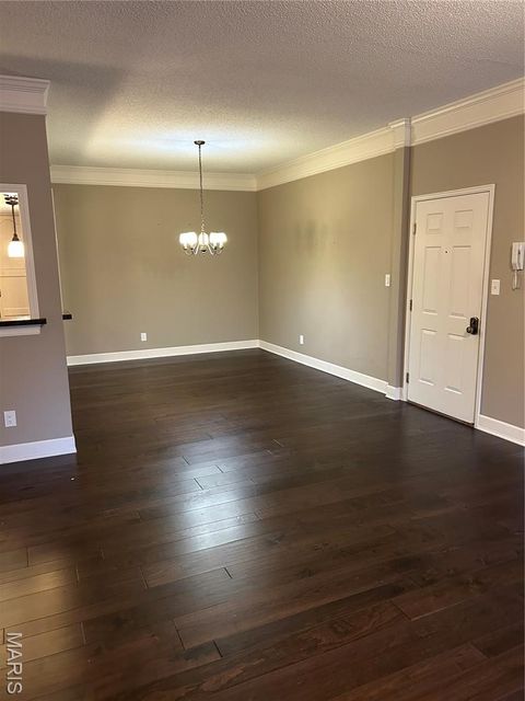 Tiny photo for 698 Trailcrest Court #5, Kirkwood, MO 63122 (MLS # 25078629)