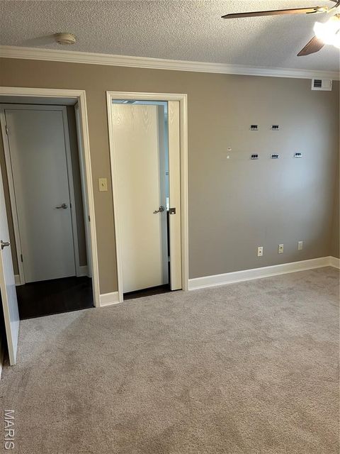 Tiny photo for 698 Trailcrest Court #5, Kirkwood, MO 63122 (MLS # 25078629)