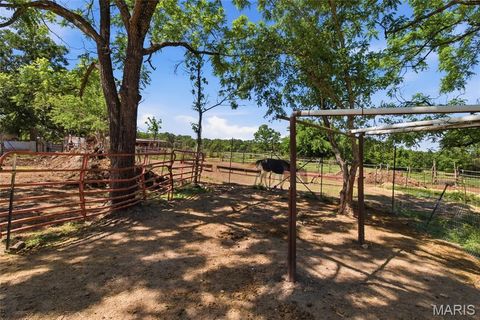 Tiny photo for 210 County Road 320, Alton, MO 65606 (MLS # 26030426)