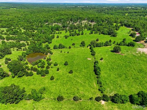 Tiny photo for 210 County Road 320, Alton, MO 65606 (MLS # 26030426)