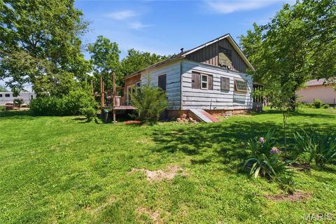 Tiny photo for 210 County Road 320, Alton, MO 65606 (MLS # 26030426)