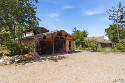 Tiny photo for 210 County Road 320, Alton, MO 65606 (MLS # 26030426)